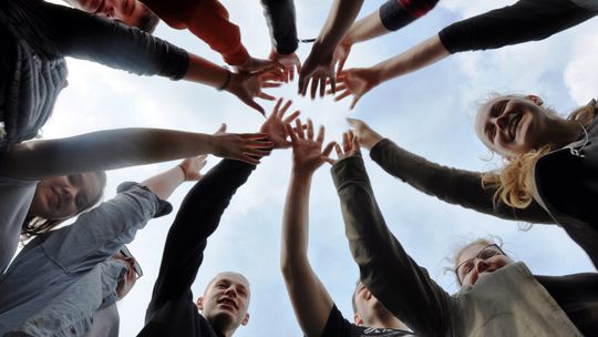 Szansa na zdobycie stypendiów naukowych oraz przepustki do międzynarodowych konkursów badawczych