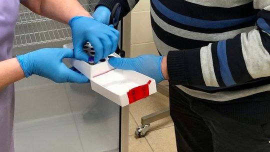 Szczepienia nauczycieli. U dyrektora swojej szkoły nauczyciel zgłosi chęć zaszczepienia się