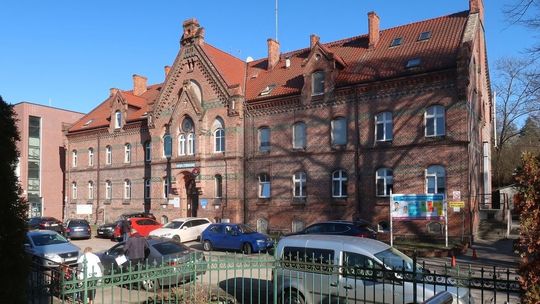 Szczepienia w gryfińskim szpitalu w kratkę