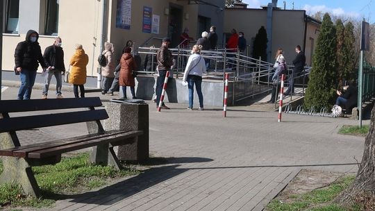 Szczepienie poza kolejką?