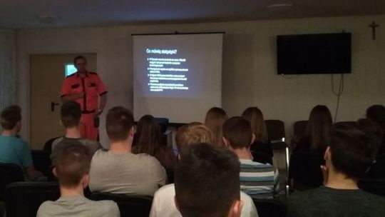 Szkolą jak patrzeć władzy na ręce