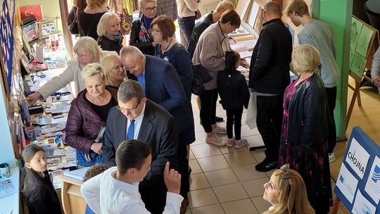 Szkoła w Nawodnej świętuje jubileusz 80-lecia [foto, wideo]