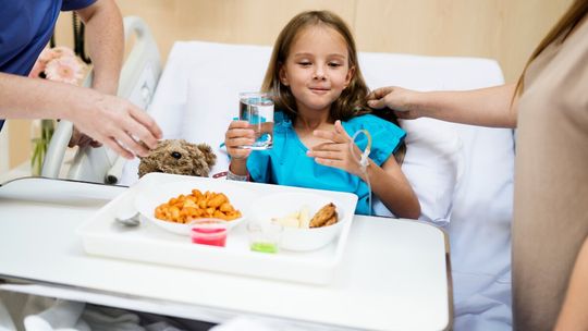 Szpitalne posiłki pod lupą NFZ. Dietetyk ma układać jadłospis