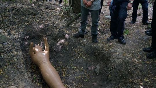 Szukali narzędzia zbrodni. Odtworzyli przebieg morderstwa