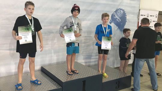 Szymon Serafin, Mikołaj Rosiak, Julia Świeboda i Konrad Czerlikowski w pierwszej dziesiątce