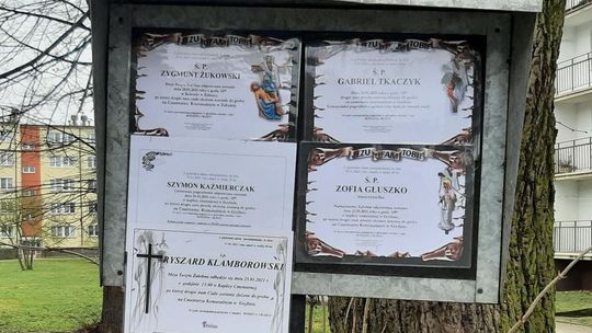 Tablice znowu zapełnione klepsydrami