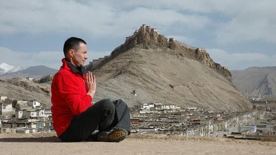 Tai chi w centrum miasta