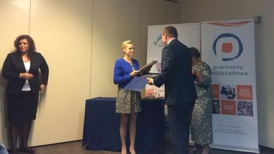 Tak najlepsi współpracują z organizacjami pozarządowymi Tak najlepsi współpracują z organizacjami pozarządowymi