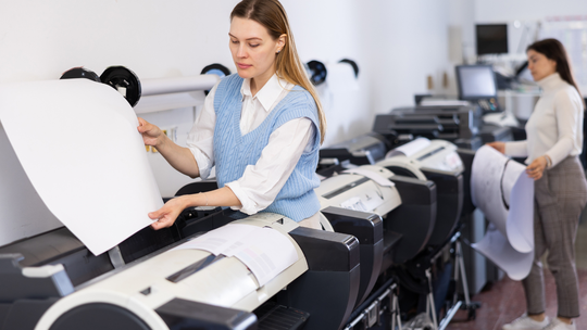 Tak zarabia się w Polsce. Większości daleko jest do średniej krajowej