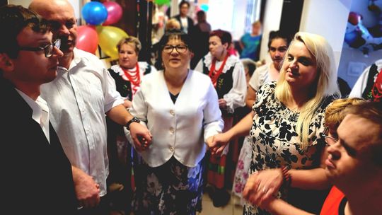 Taniec, muzyka i wzruszenia podczas jubileuszu 30-lecia Koła PSONI [WIDEO]