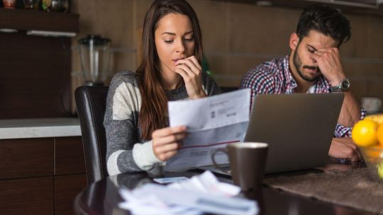 Skorzystać z programu tańszy prąd, gaz, ogrzewanie w 2025 roku? Dużo wyższa dopłata do rachunków