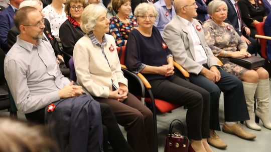 Teatr Eliksir na "emigracji" nadal wystawia sztuki Teatr Eliksir na "emigracji" nadal wystawia sztuki