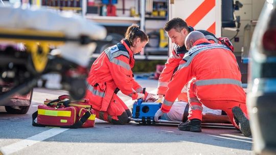 Ataki na strażaków i medyków zostaną potraktowane z dużą surowością