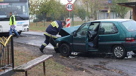 To była czołówka. Relacja z wypadku autobusu szkolnego wiozącego dzieci