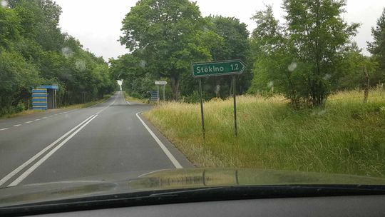 To jest kwestia bezpieczeństwa - mówi czytelnik. Takie zarośla utrudniają widoczność