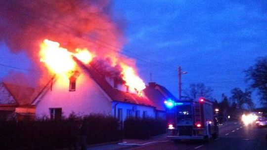 Tragedia tuż przed świętami. Pożar strawił dom