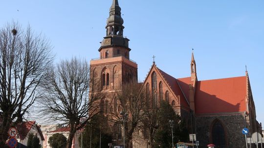 Transmisja mszy św. z kościoła pw. NMP w Gryfinie podczas Triduum Paschalnego