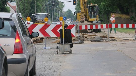 Trudne pytania do burmistrza o remont Łużyckiej