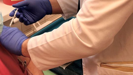 Trzcińsko-Zdrój: Zarejestrujmy się już na zaszczepienia lub wypełnijmy formularz zgłoszeń