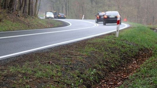 Trzy samochody osobowe brały udział w kolizji 