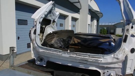 Tyle zostało ze skradzionego hyundaia za 160 tys. zł Tyle zostało ze skradzionego hyundaia za 160 tys. zł