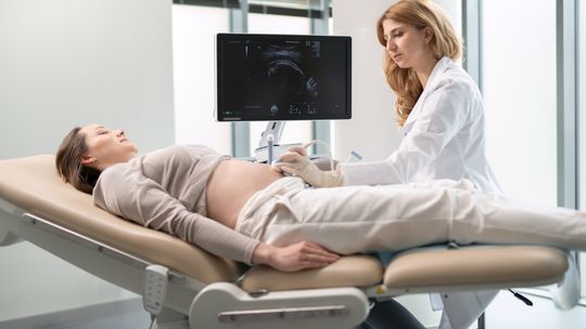 Tysiące par walczących z niepłodnością korzysta z refundacji in vitro