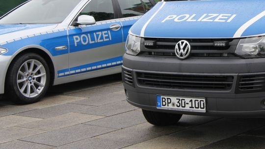 Uciekając przed niemiecką policją kradzionym BMW spowodował wypadek