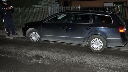 Uciekając przed policyjnym bmw spowodował kolizję. Nie zatrzymał się na wezwanie i grozi mu więzienie