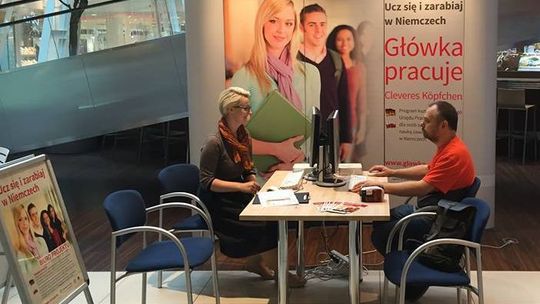 Ucz się i zarabiaj za Odrą