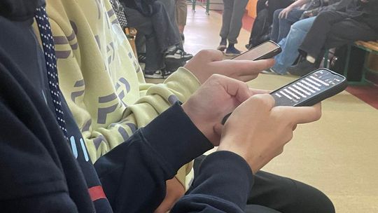 Uczniowie z I LO w Gryfinie nie mają złudzeń. Social media a psychika młodych