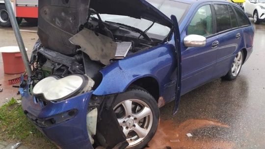 Uderzył w tył jej samochodu. Okazuje się, że i ona nie była bez winy