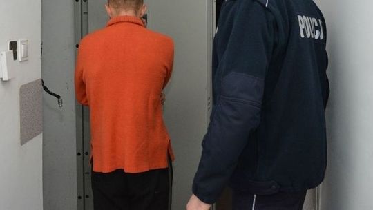 Ukradł 3 cenne zegarki. Został przyłapany na gorącym uczynku