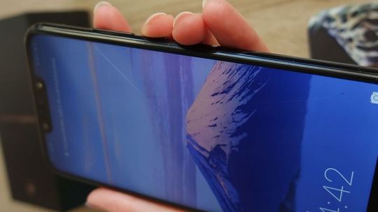 Ukradli jej telefon w pracy