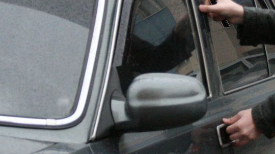 Ukradli passata spod domu