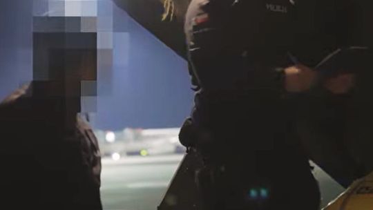 Koniec wielkiej ucieczki: „Łowcy cieni” dopadli brutalnego napastnika po 16 latach ukrywania się Koniec wielkiej ucieczki: „Łowcy cieni” dopadli brutalnego napastnika po 16 latach ukrywania się