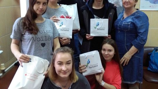 Uroczysta akcja pobierania krwi w Ekipowym Punkcie Poboru Krwi w Gryfinie