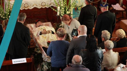 Uroczystości pogrzebowe śp. księdza Leszka Lubinieckiego