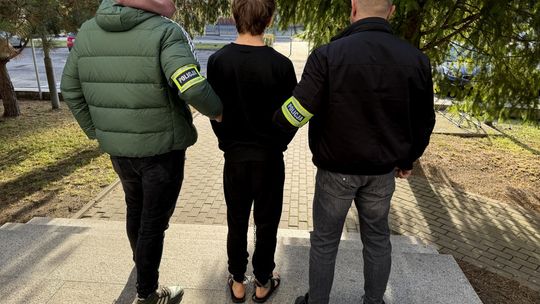 Nożem dźgał chłopaka z podstawówki. Zaatakował w sklepie