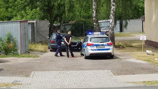 Usłyszał policyjnego "koguta" i musiał się zatrzymać [ZDJĘCIA]