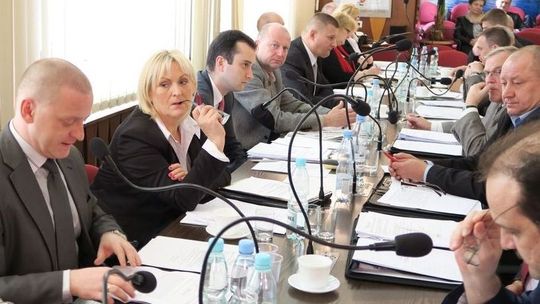 Ustalą podatek od środków transportowych