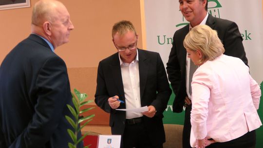 Ustalą stawki podatku od środków transportowych