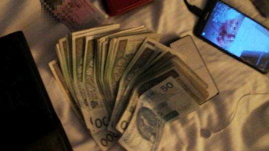 Uwaga na oszustwa na koronawirusa!