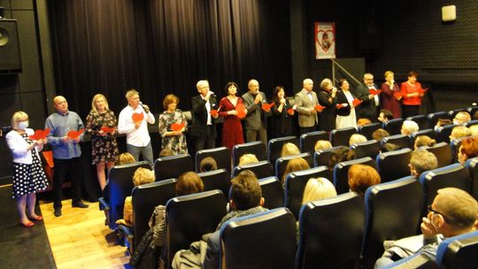 W "Kawiarence pod Serduszkiem" Gliptykos znów rozbujał publiczność W "Kawiarence pod Serduszkiem" Gliptykos znów rozbujał publiczność