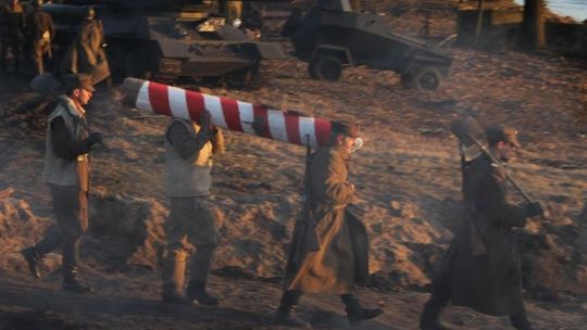 W miejscu, gdzie wkopano pierwszy słup