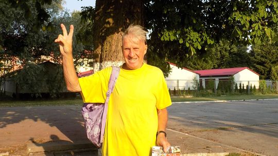 W podróży dookoła świata na rowerze dotarł do Gryfina. To Janusz Strzelecki-River