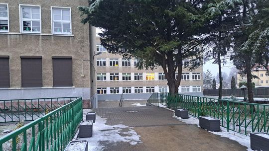 W powiecie gryfińskim zawieszono zajęcia dla uczniów i przedszkolaków. Piekielnie śliskie oblicze zimy