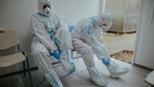 W powiecie znowu dużo zakażeń na tle kraju