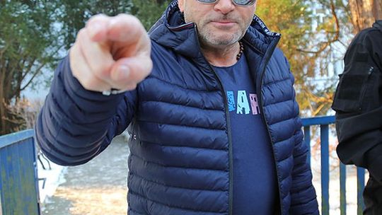 W sprawę poszukiwanego w związku z zabójstwem włącza się Rutkowski. Zobacz film