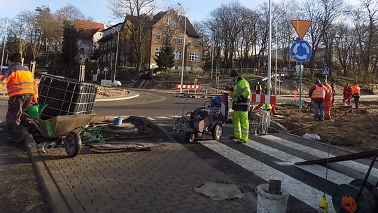 W środę puszczą ruch po nowo utworzonym rondzie W środę puszczą ruch po nowo utworzonym rondzie