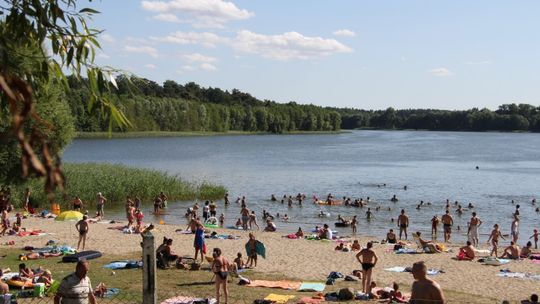 W Steklnie już można, w Baniach nadal zakaz